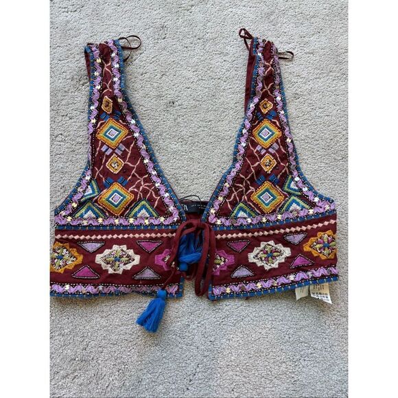VIRAL ⭐️NWT Zara Embroidered Cropped Vest Top, small D14 - Picture 3 of 7